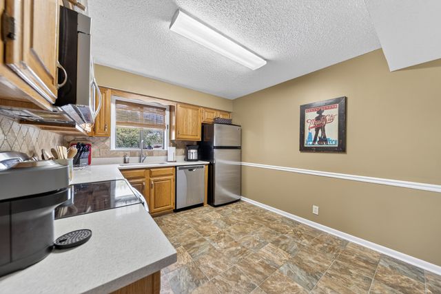 716 Barlin Ct, Nashville, TN 37221