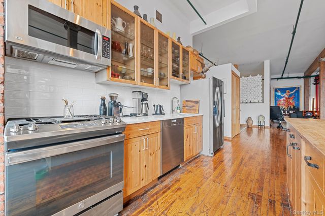 305 E 140th Street 5A, Bronx, NY 10454