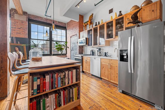 305 E 140th Street 5A, Bronx, NY 10454