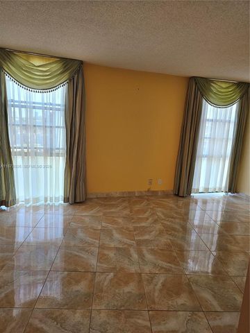 20400 W Country Club Drive 711, Aventura, FL 33180