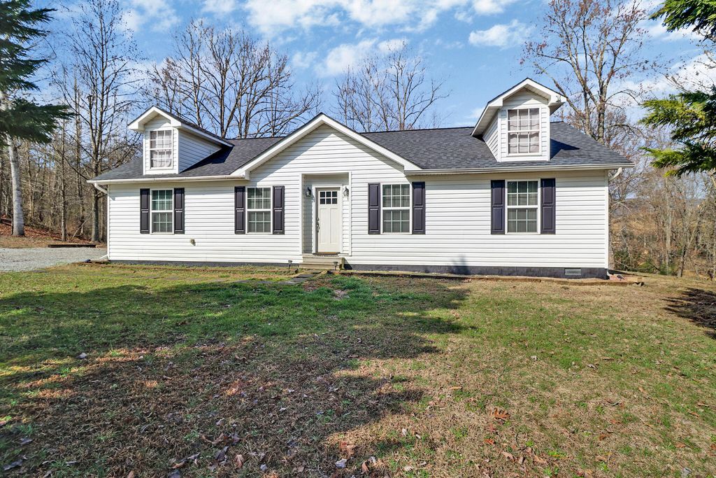 826 Kings Hill Road, Spring City, TN 37381