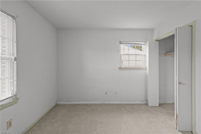 1120 Sean DR, Chesapeake, VA 23323