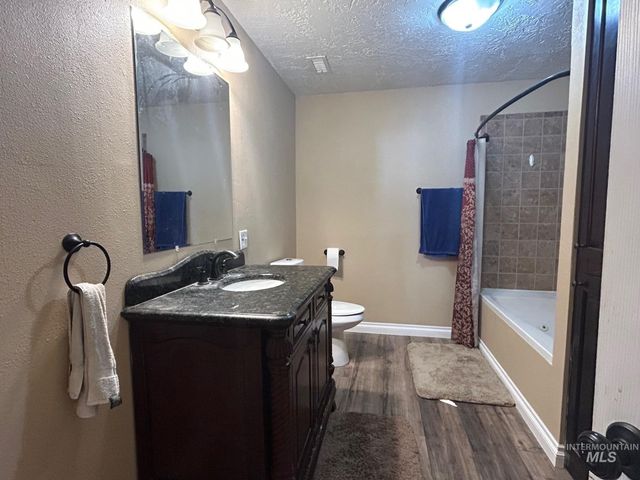 3730 11th Street, Lewiston, ID 83501