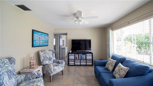 3925 15TH AVENUE N, St Petersburg, FL 33713