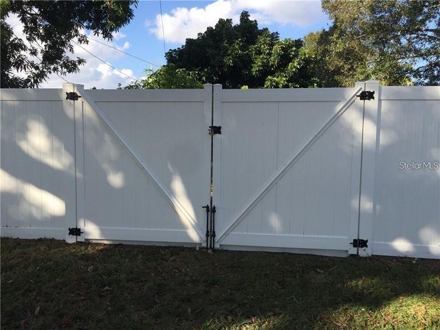 3925 15TH AVENUE N, St Petersburg, FL 33713