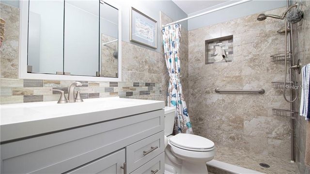 3925 15TH AVENUE N, St Petersburg, FL 33713