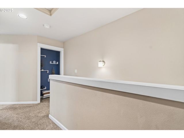 445 S 4TH St, St Helens, OR 97051