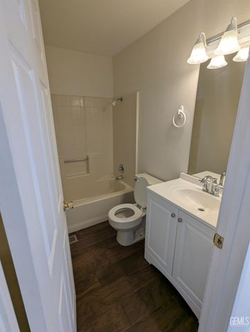 6508 Derby Drive, Bakersfield, CA 93306