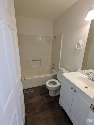 6508 Derby Drive, Bakersfield, CA 93306