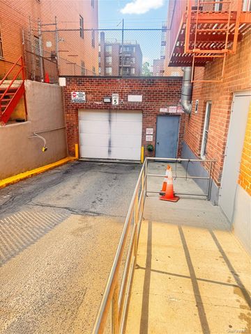 34-20 Parsons Boulevard 2H, Flushing, NY 11354