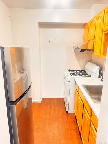 34-20 Parsons Boulevard 2H, Flushing, NY 11354