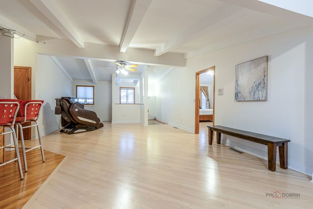 16373 W Menna Lane, Lincolnshire, IL 60069