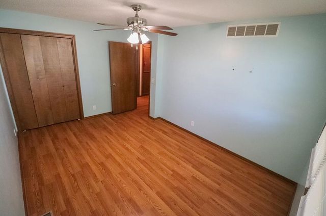 1927 N Homestead ST, Wichita, KS 67208