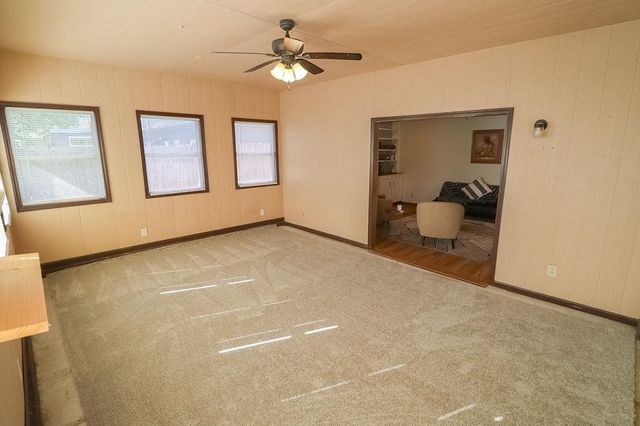 1927 N Homestead ST, Wichita, KS 67208