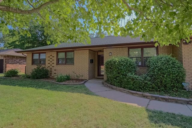 1927 N Homestead ST, Wichita, KS 67208
