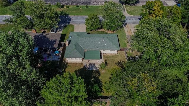 1927 N Homestead ST, Wichita, KS 67208