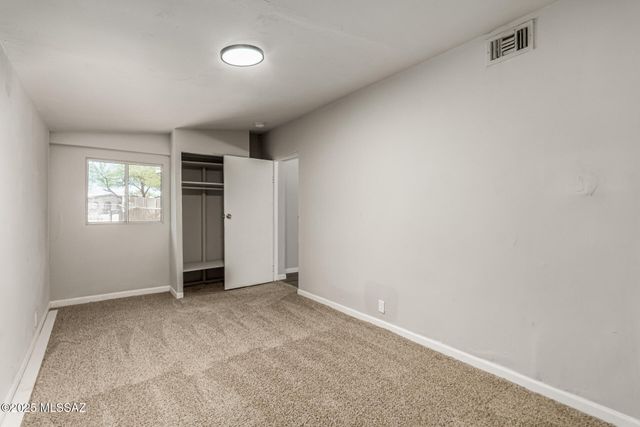 31 W President Street, Tucson, AZ 85714