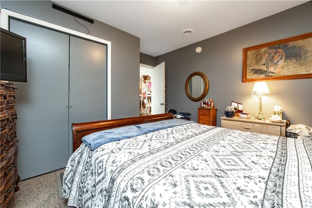 391 Mercer Road, Hempfield Twp, PA 16125