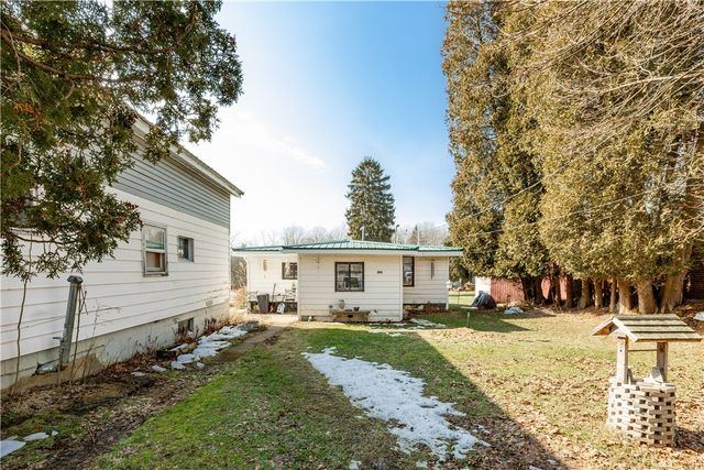 391 Mercer Road, Hempfield Twp, PA 16125