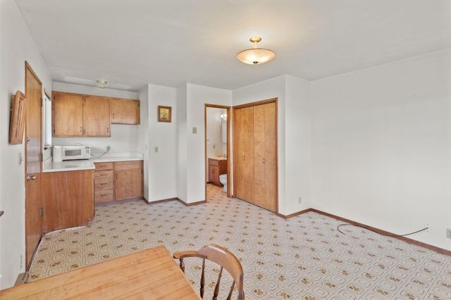 714 NE Riddle Drive, Grants Pass, OR 97526