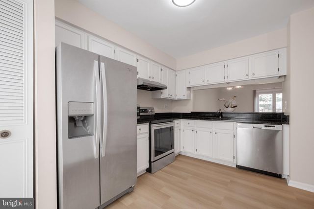 1724 FEATHERWOOD, Silver Spring, MD 20904