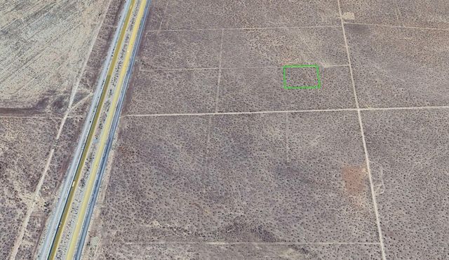 1490 E Wilson Avenue, Mojave, CA 93501