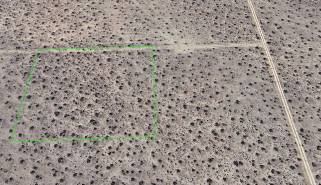1490 E Wilson Avenue, Mojave, CA 93501