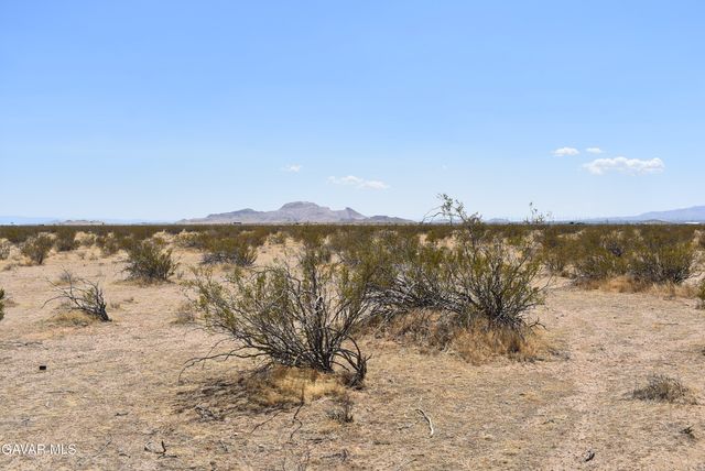 1490 E Wilson Avenue, Mojave, CA 93501