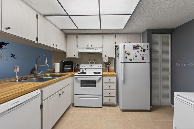 13250 RIDGE ROAD 3B3, Largo, FL 33778