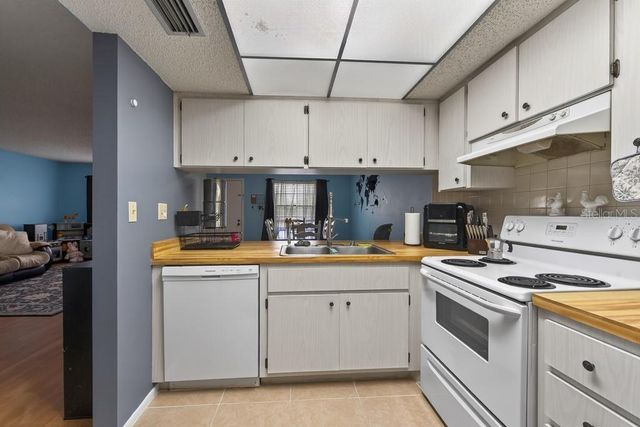 13250 RIDGE ROAD 3B3, Largo, FL 33778