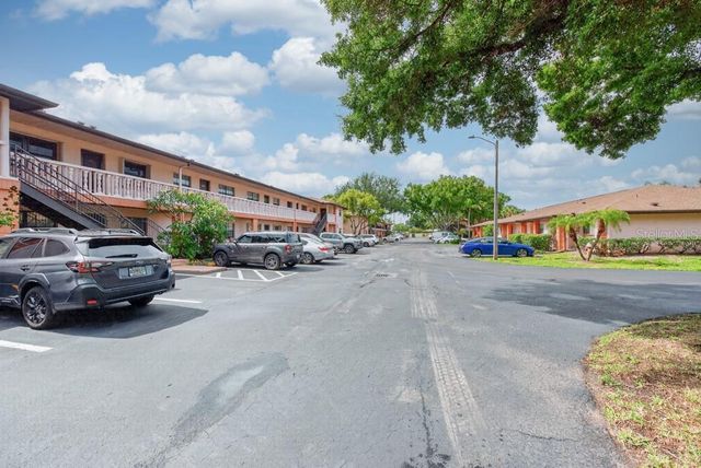 13250 RIDGE ROAD 3B3, Largo, FL 33778