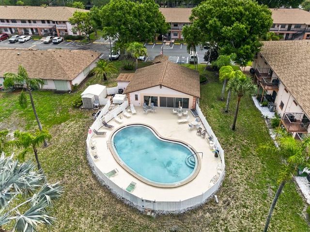 13250 RIDGE ROAD 3B3, Largo, FL 33778
