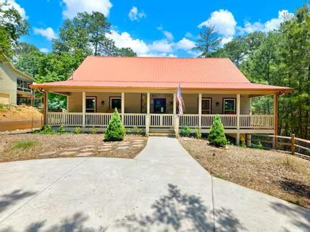 1322 Newport Drive, Ellijay, GA 30540