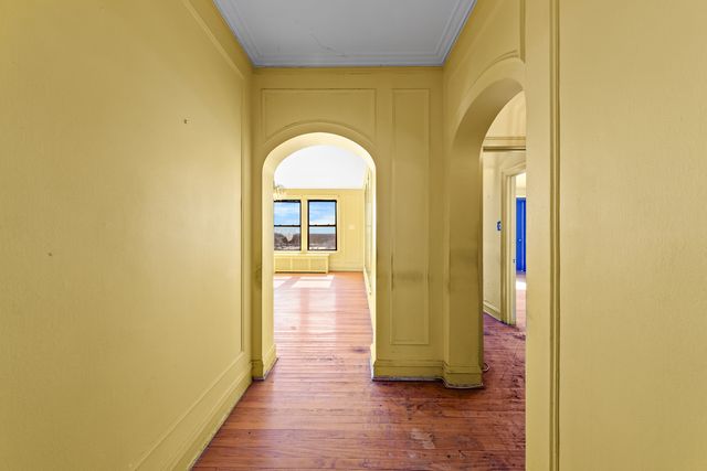 6935 S Crandon Avenue 8D, Chicago, IL 60649