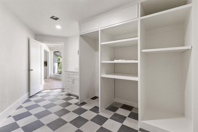 107 Beaver Tail Point, Houston, TX 77024
