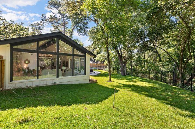107 Beaver Tail Point, Houston, TX 77024