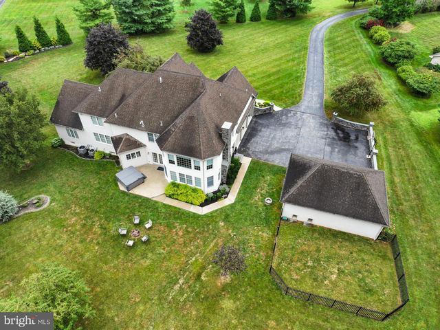 127 BEACON LIGHT RD, Coatesville, PA 19320