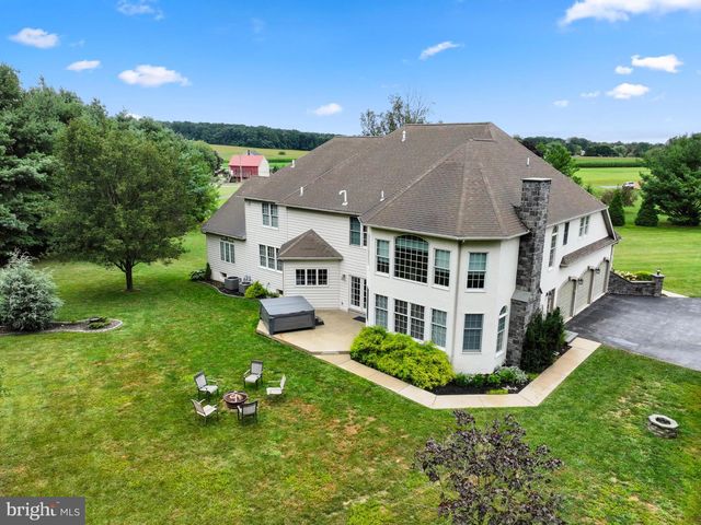 127 BEACON LIGHT RD, Coatesville, PA 19320