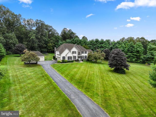 127 BEACON LIGHT RD, Coatesville, PA 19320