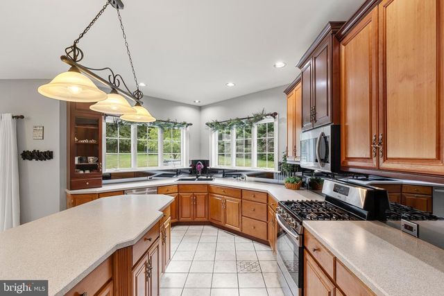 127 BEACON LIGHT RD, Coatesville, PA 19320