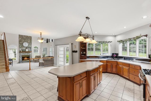 127 BEACON LIGHT RD, Coatesville, PA 19320