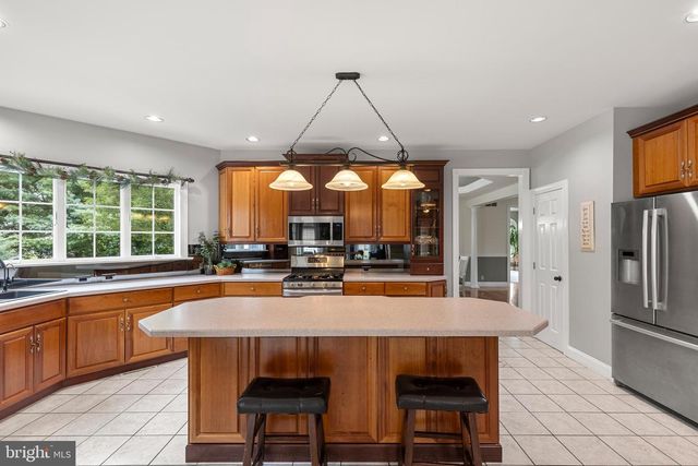 127 BEACON LIGHT RD, Coatesville, PA 19320