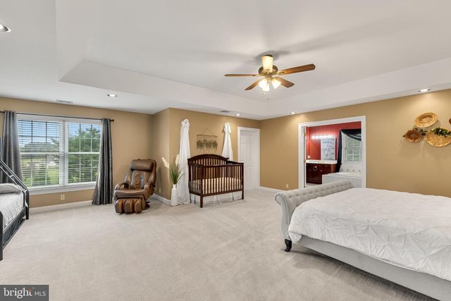 127 BEACON LIGHT RD, Coatesville, PA 19320