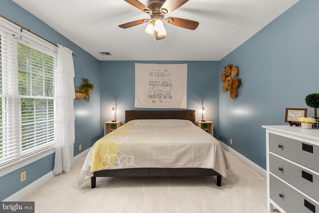 127 BEACON LIGHT RD, Coatesville, PA 19320