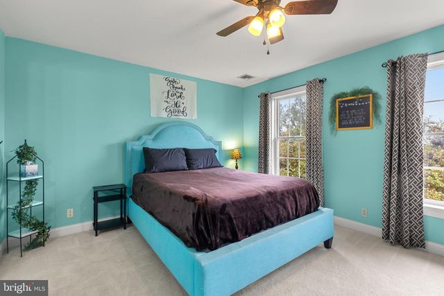 127 BEACON LIGHT RD, Coatesville, PA 19320