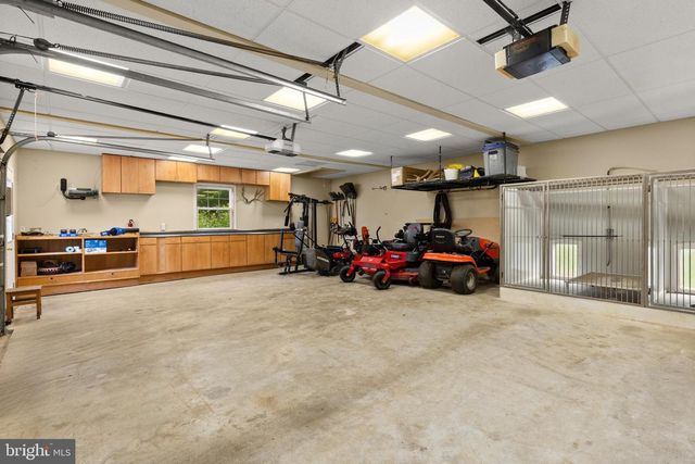127 BEACON LIGHT RD, Coatesville, PA 19320