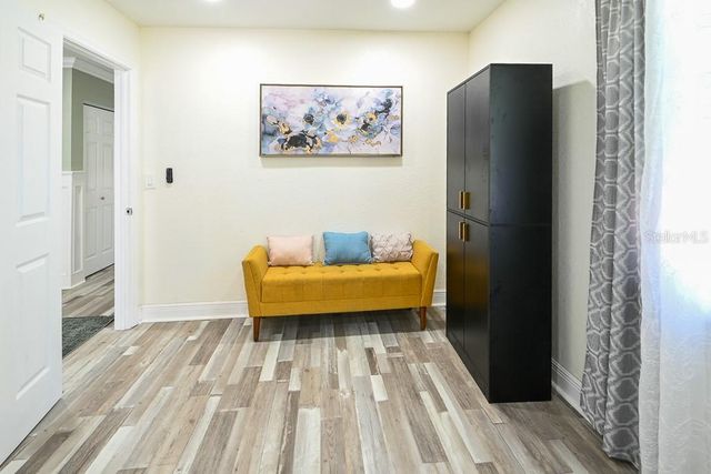 1826 COUNTRY CLUB ROAD N, St Petersburg, FL 33710