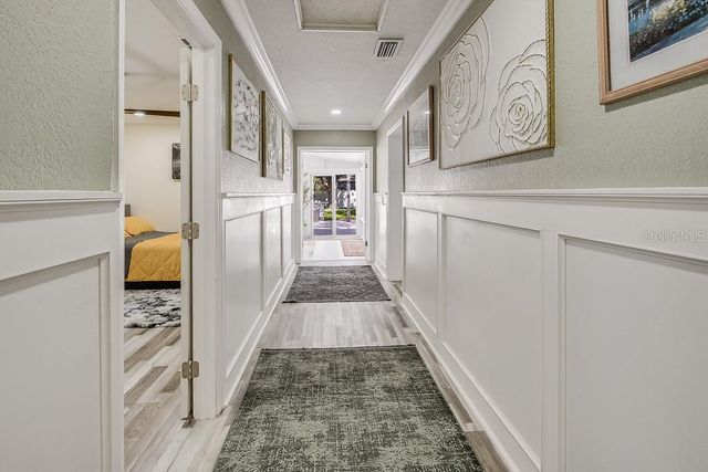 1826 COUNTRY CLUB ROAD N, St Petersburg, FL 33710