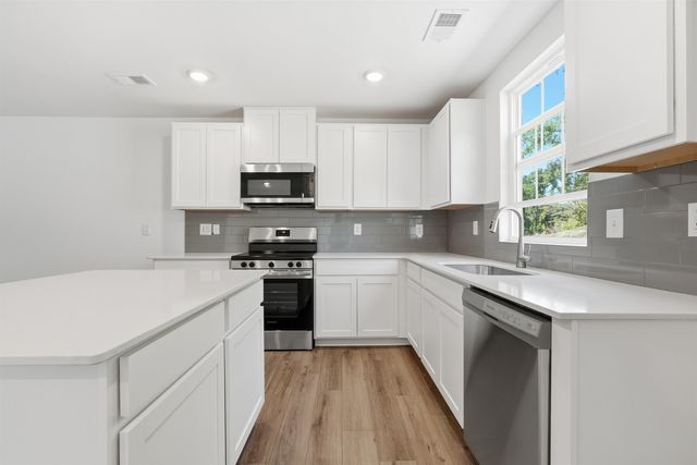 909 Mahaffey Court, Spartanburg, SC 29301