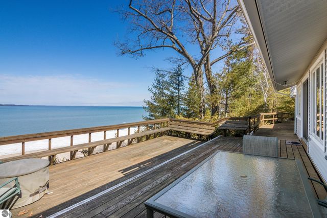 6250 Winters Trail, Kewadin, MI 49648